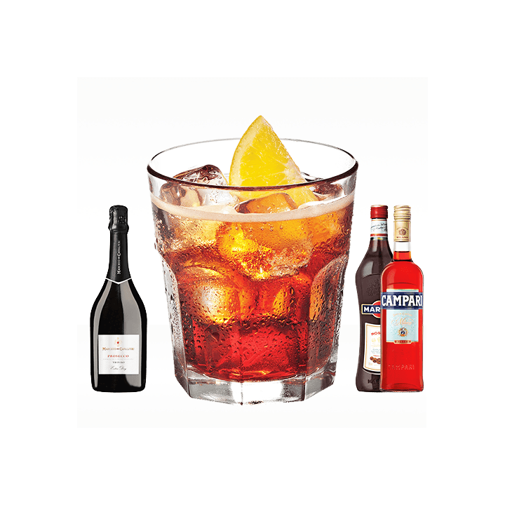 Cocktail Negroni Sbagliato con prosecco, vermut rosso e bitter campari