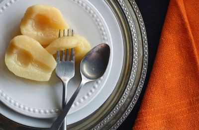 Pere alla grappa: ricetta facile per metterle sotto spirito a casa
