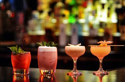 Cocktail con acqua tonica: scopri quali e come farli su Bevandeadomicilio.com!